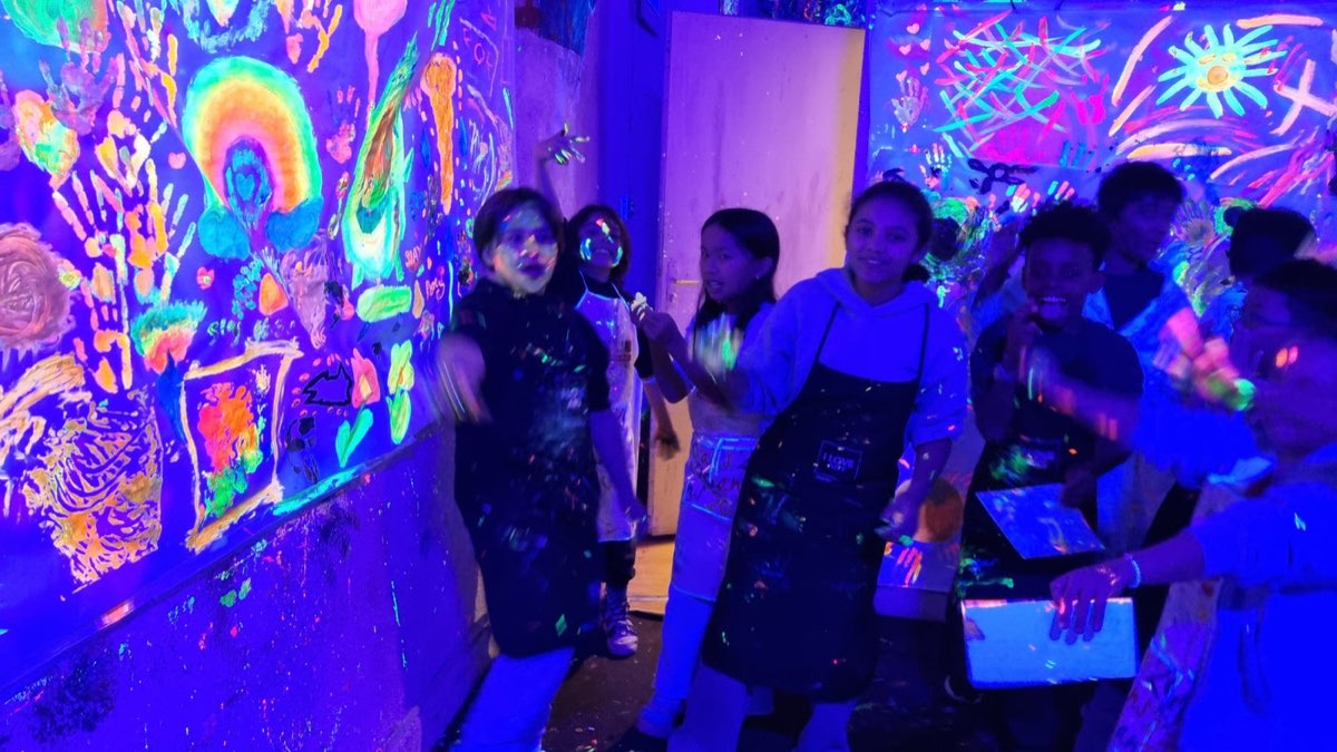 Anniversaire enfant fluo à l'Atelier Mory, Lyon — photo 2